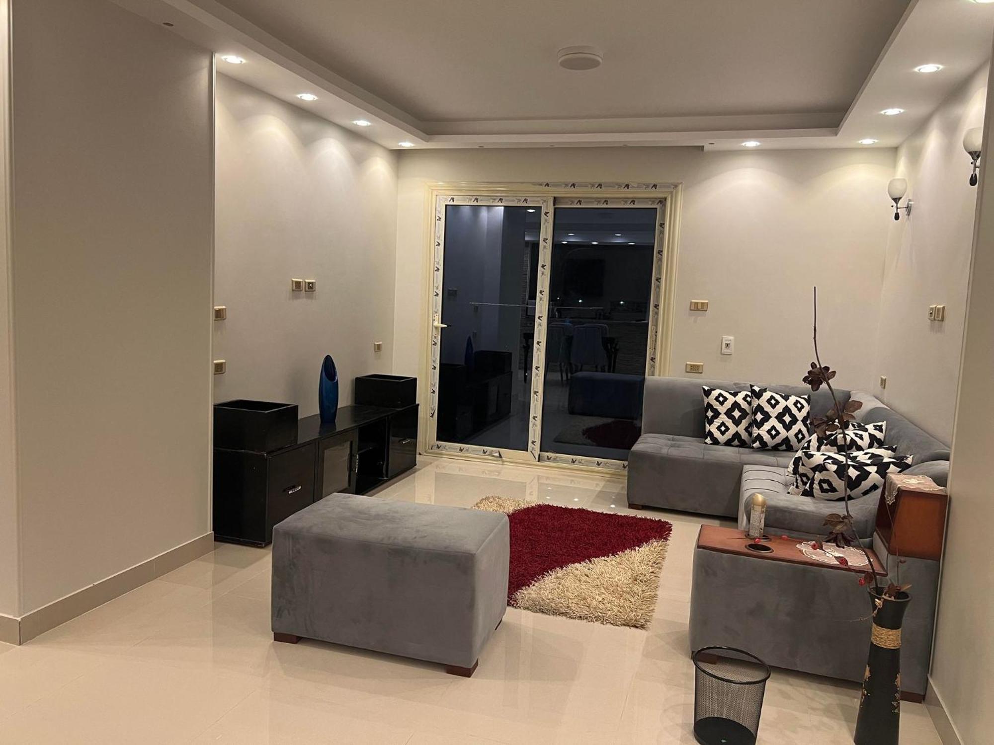 Comfy Luxurious Apartments In Central Location In Mansheyet El Bakry East 开罗 外观 照片