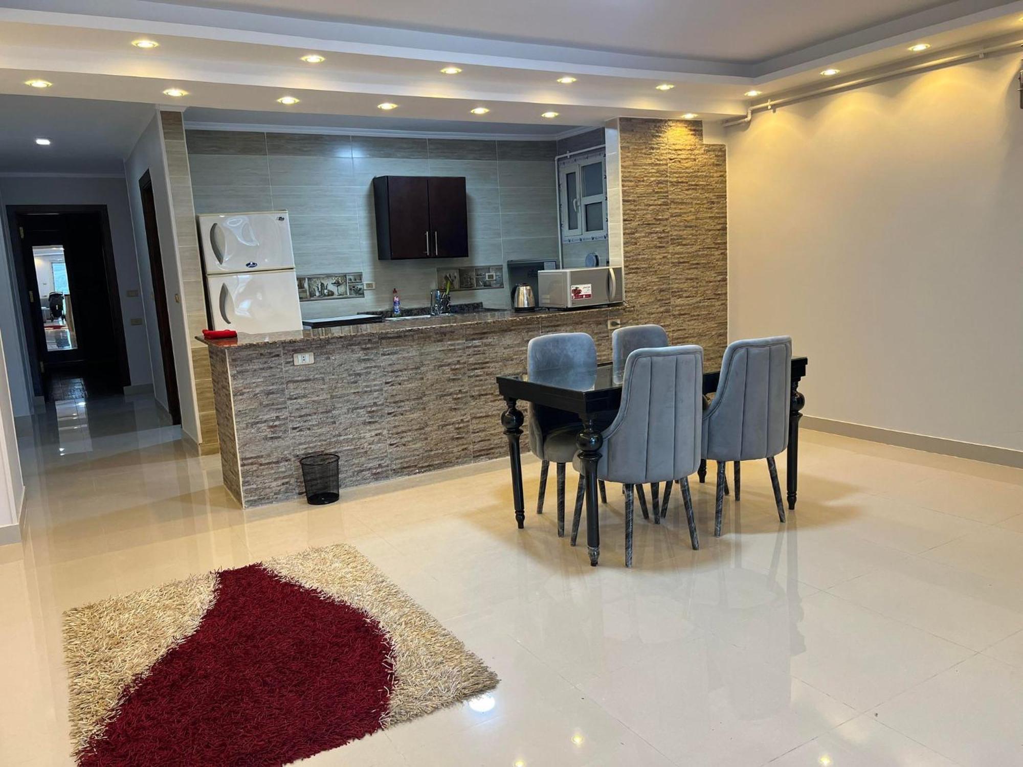 Comfy Luxurious Apartments In Central Location In Mansheyet El Bakry East 开罗 外观 照片