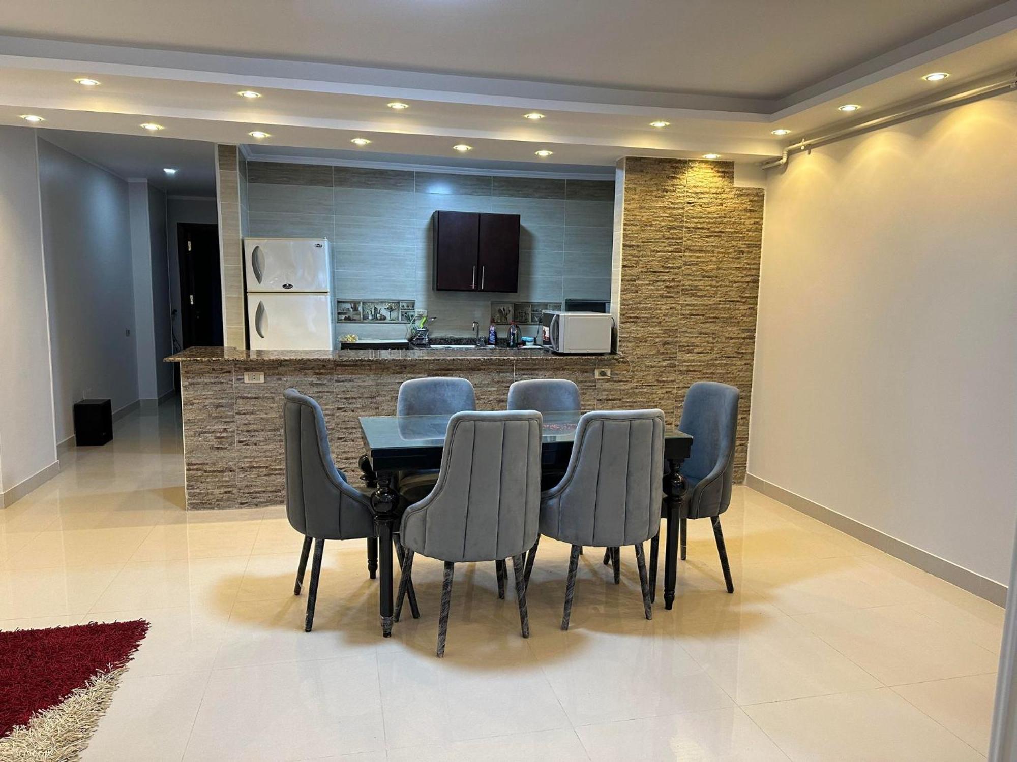 Comfy Luxurious Apartments In Central Location In Mansheyet El Bakry East 开罗 外观 照片