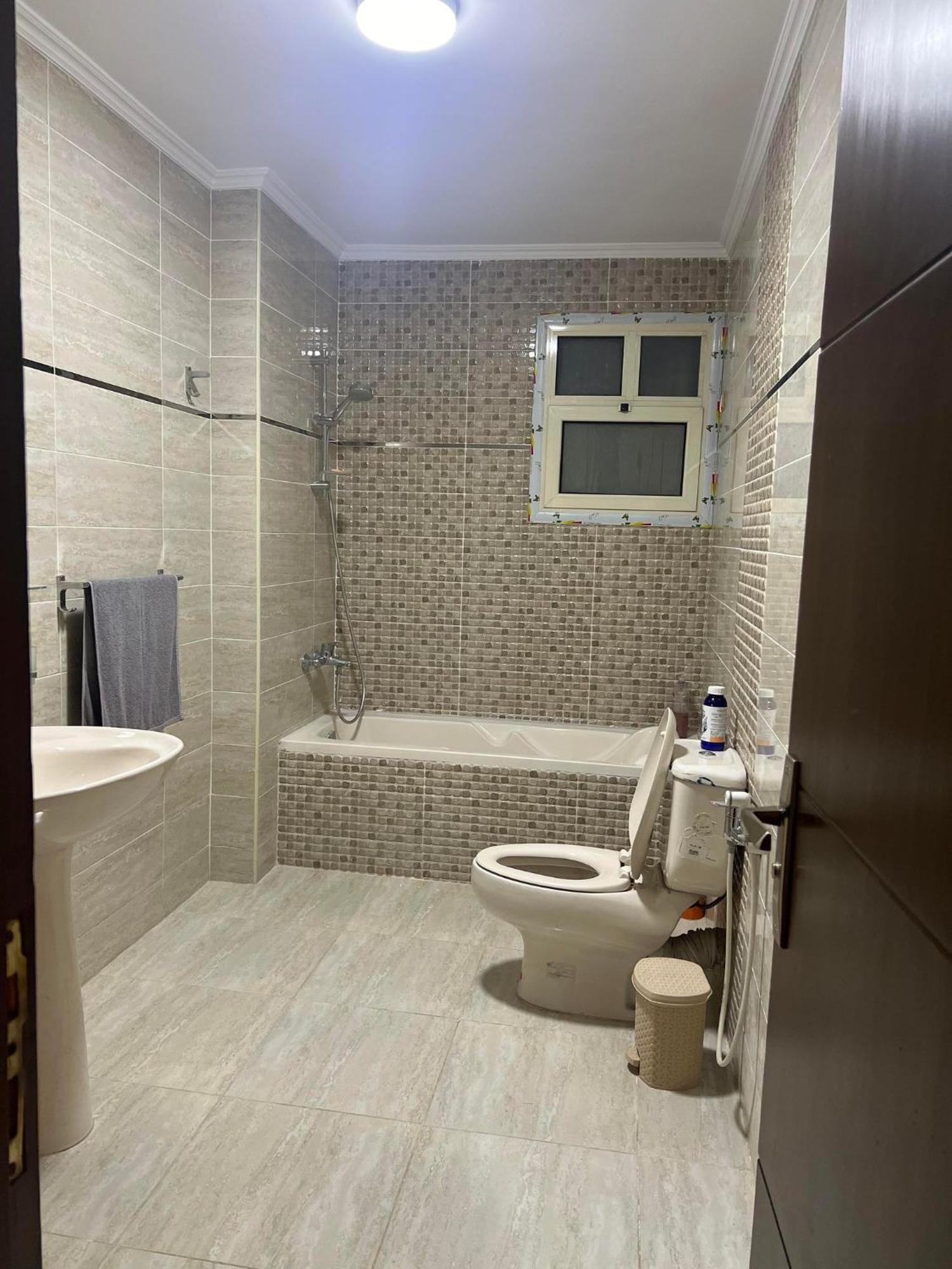 Comfy Luxurious Apartments In Central Location In Mansheyet El Bakry East 开罗 外观 照片
